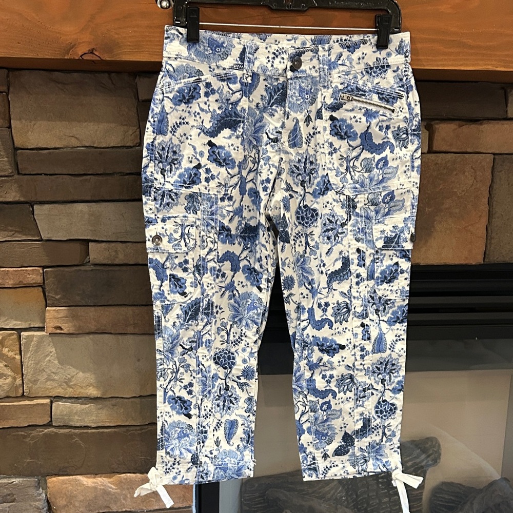Faded Glory Blue and White Floral Pants